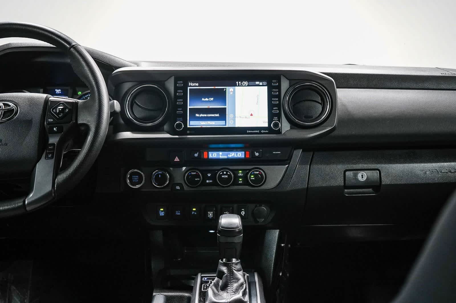 Thumbnail: 2020 Toyota Tacoma - 10