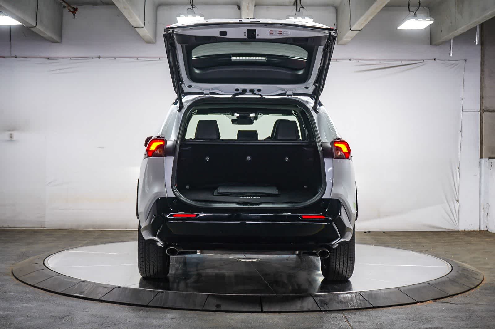 Thumbnail: 2023 Toyota RAV4 - 27