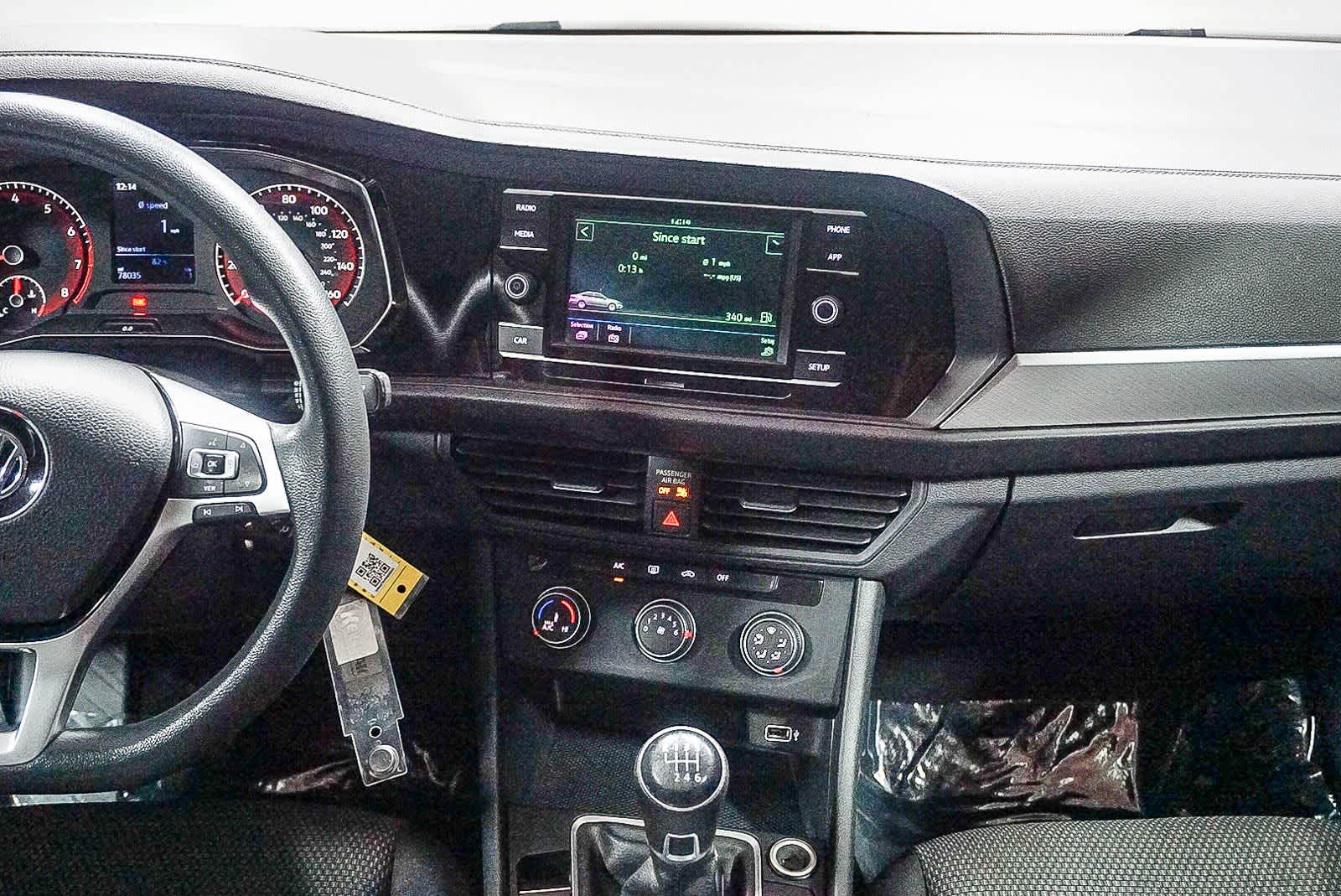 Thumbnail: 2019 Volkswagen Jetta - 13