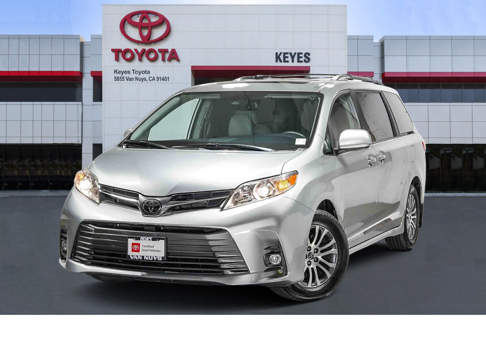 Thumbnail: 2020 Toyota Sienna - 1