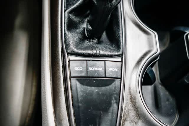 Thumbnail: 2023 Toyota Camry - 23