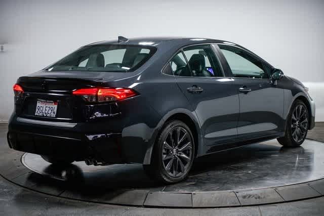 Thumbnail: 2023 Toyota Corolla - 4