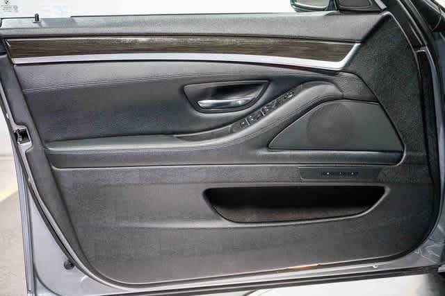 Thumbnail: 2012 BMW 5 Series - 19