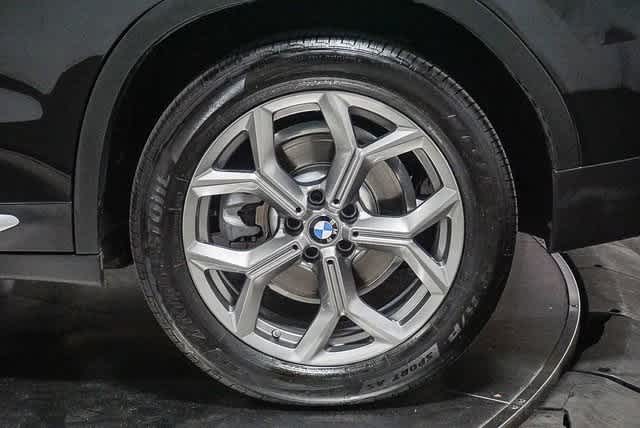 Thumbnail: 2021 BMW X3 - 10