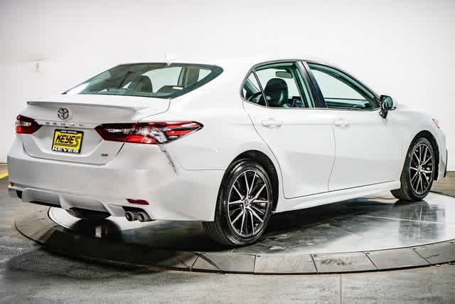 2022 Toyota Camry SE 5