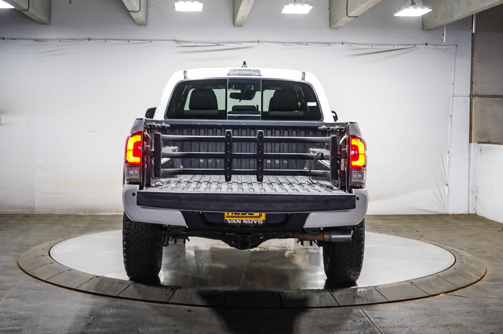 Thumbnail: 2020 Toyota Tacoma - 22