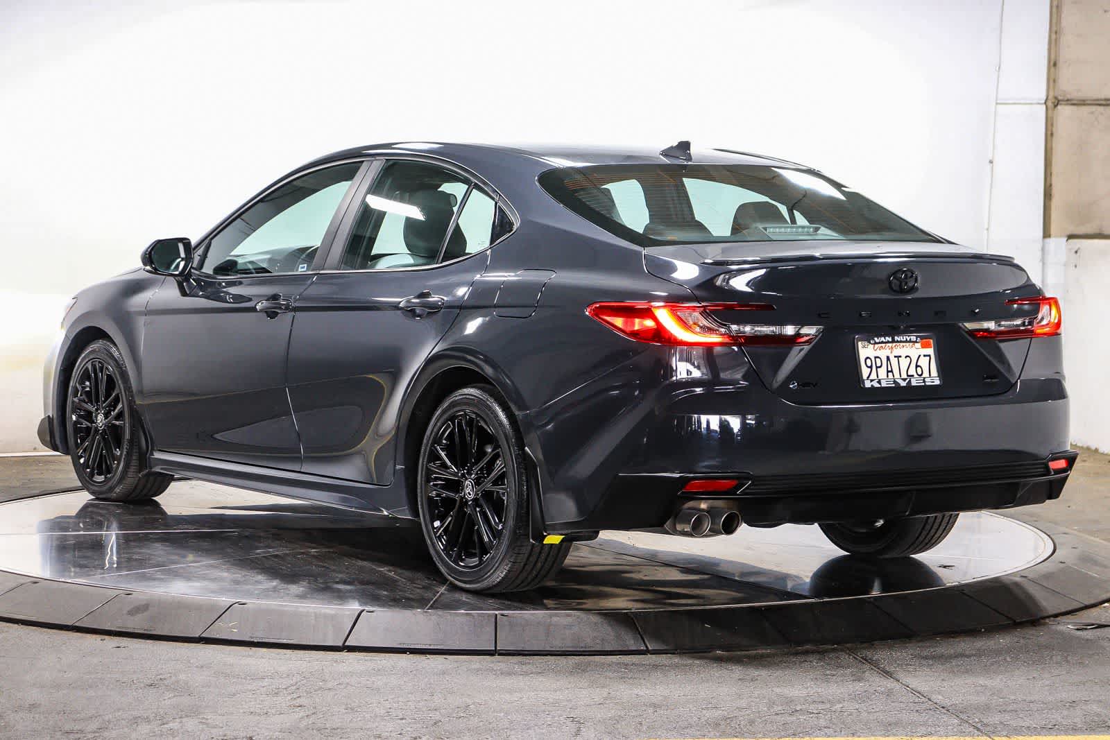 Thumbnail: 2025 Toyota Camry - 3