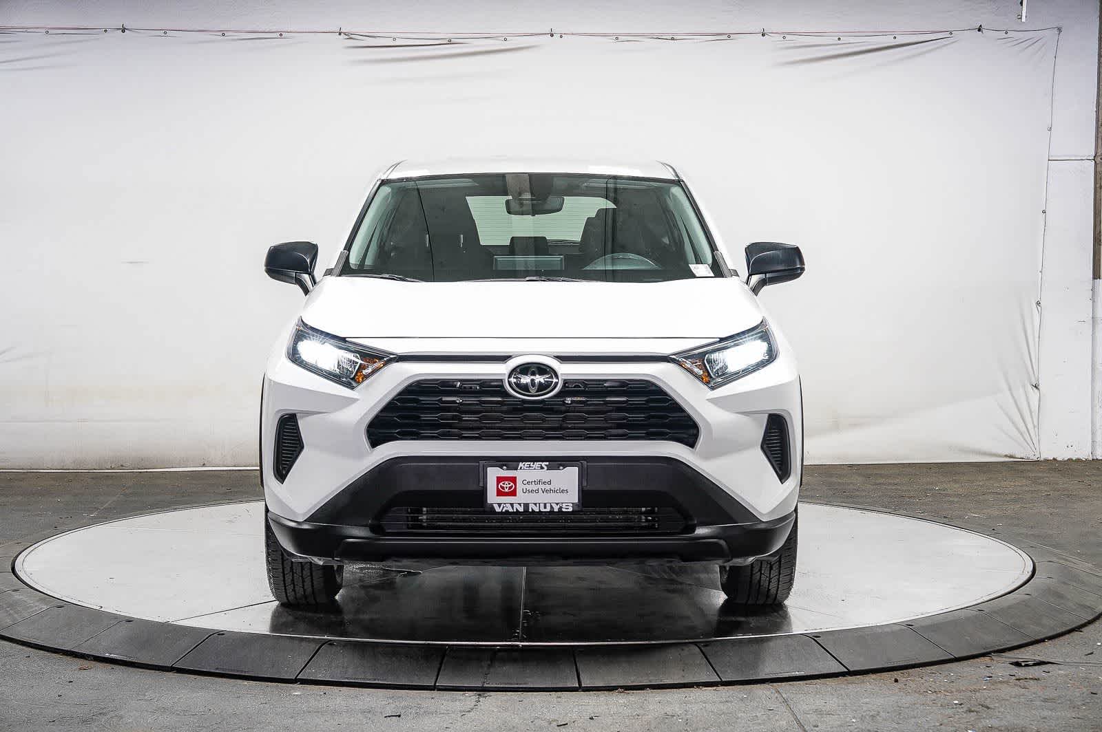 Thumbnail: 2022 Toyota RAV4 - 7