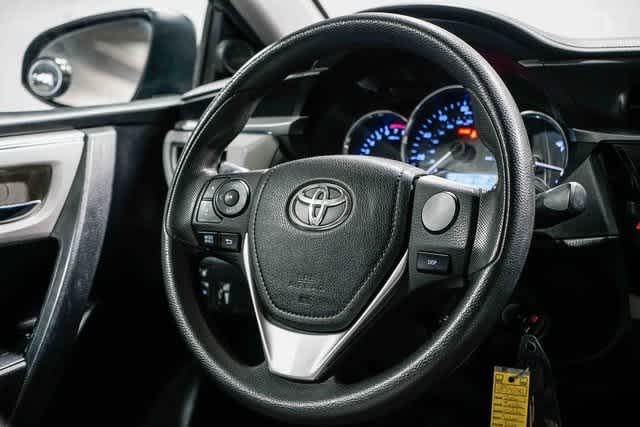 Thumbnail: 2016 Toyota Corolla - 15