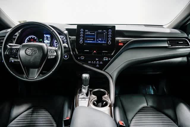 Thumbnail: 2024 Toyota Camry - 12