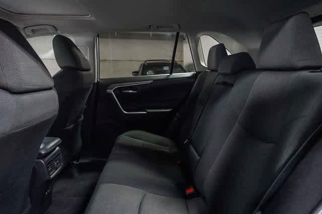 Thumbnail: 2023 Toyota RAV4 - 19