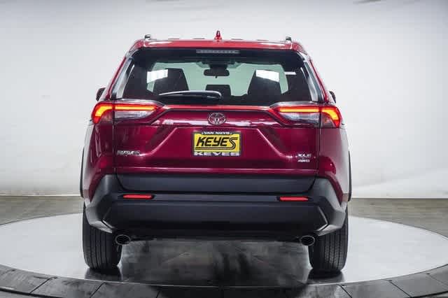 2022 Toyota RAV4 XLE 4