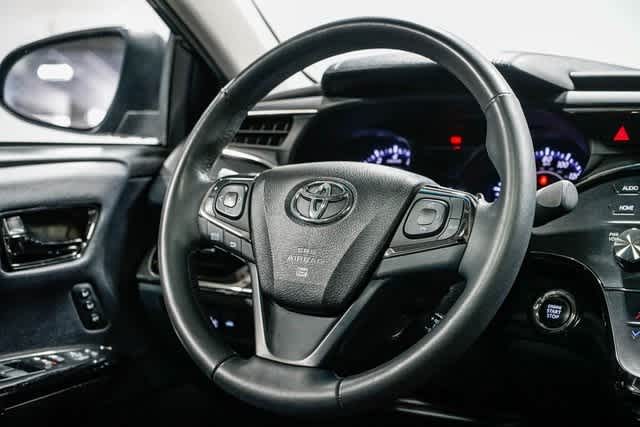 Thumbnail: 2016 Toyota Avalon - 16