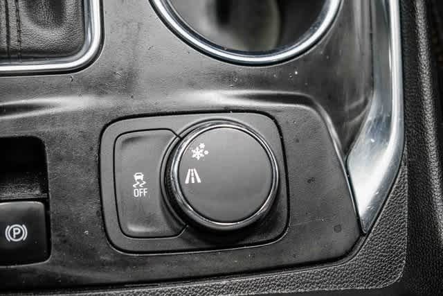 Thumbnail: 2019 Chevrolet Traverse - 22