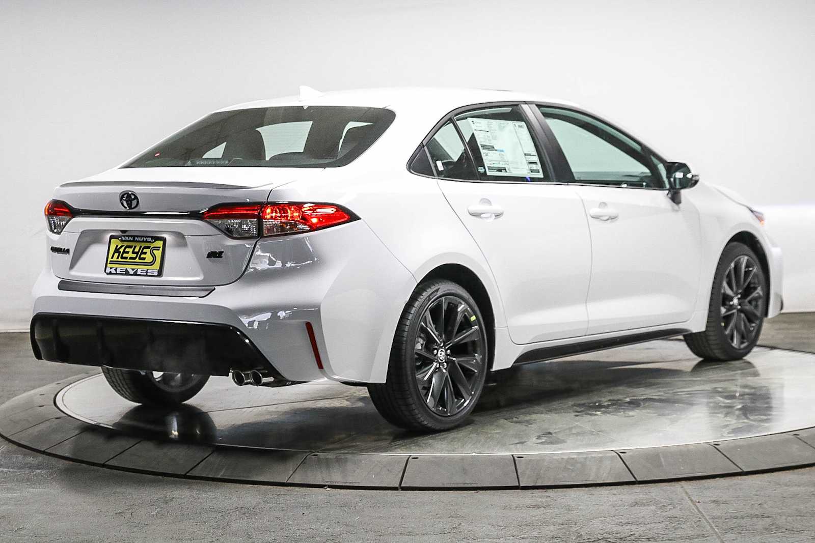 2025 Toyota Corolla SE 4
