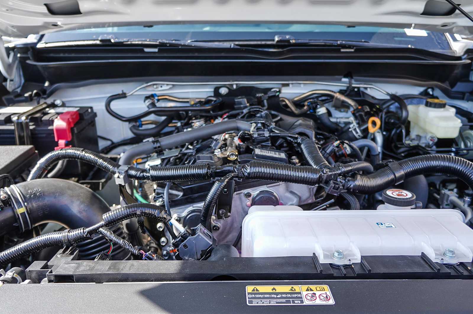 2025 Toyota Tacoma SR5 12