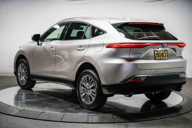 Thumbnail: 2022 Toyota Venza - 3
