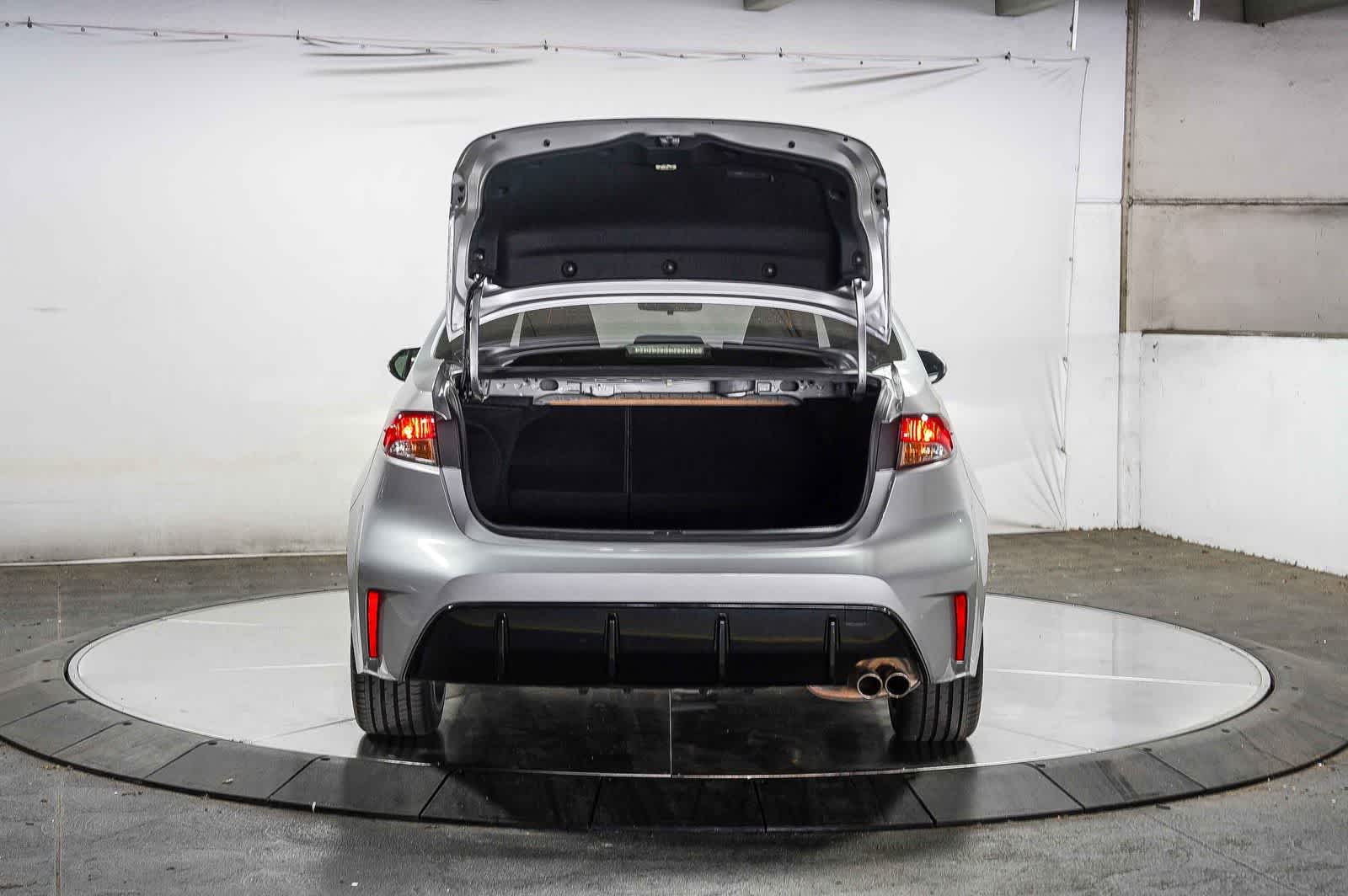 Thumbnail: 2025 Toyota Corolla - 28