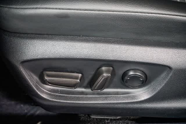 Thumbnail: 2024 Toyota Camry - 20