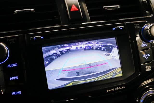 Thumbnail: 2019 Toyota 4Runner - 24