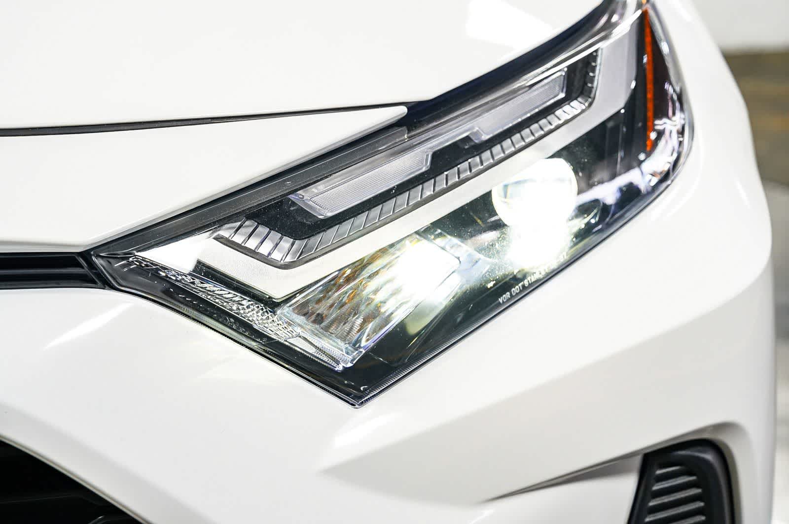 Thumbnail: 2025 Toyota RAV4 - 8