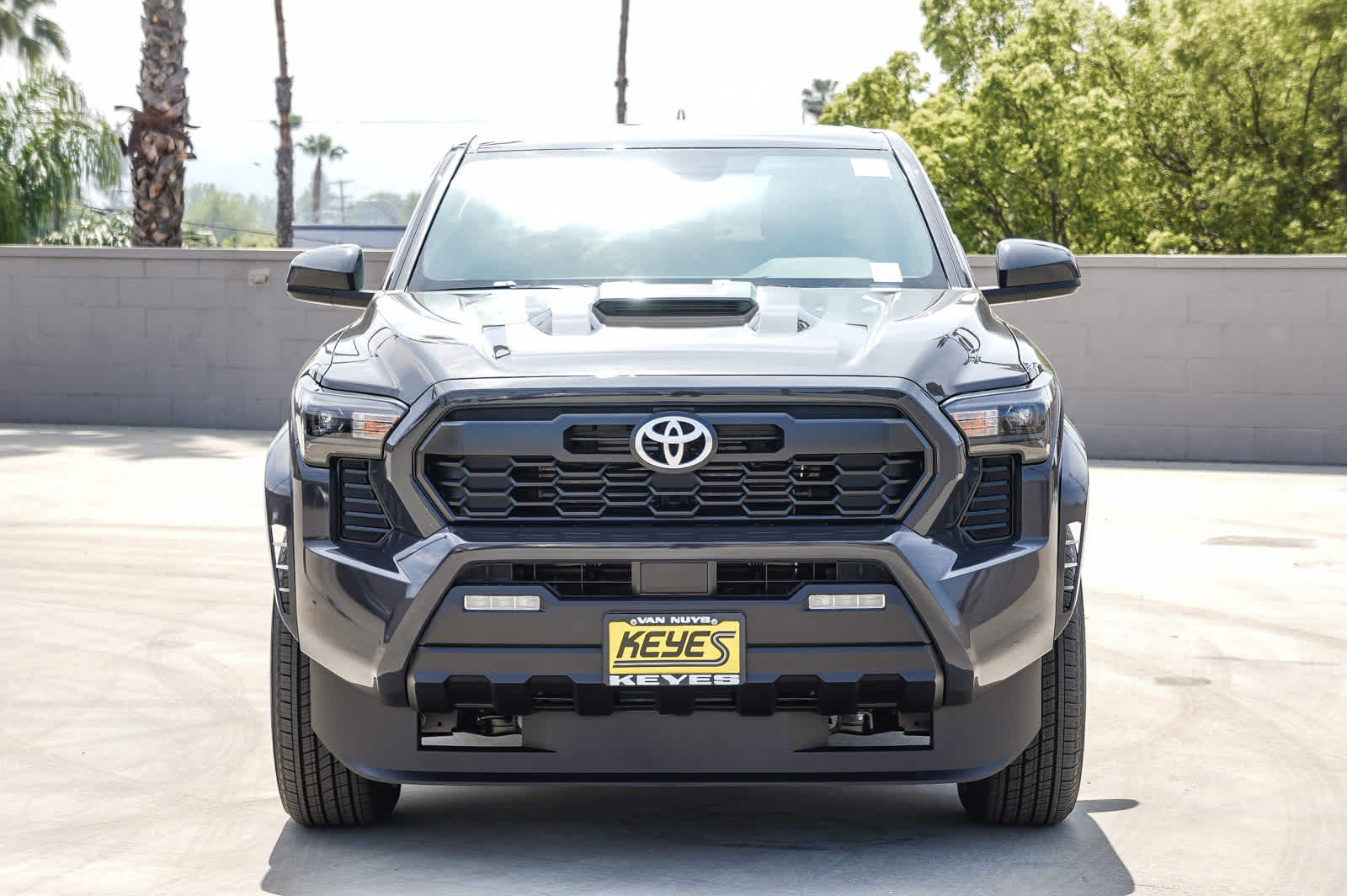 Thumbnail: 2025 Toyota Tacoma - 2