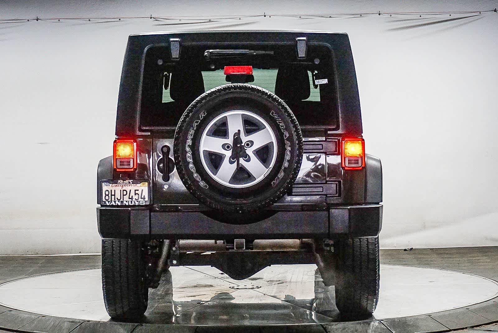 Thumbnail: 2016 Jeep Wrangler - 8