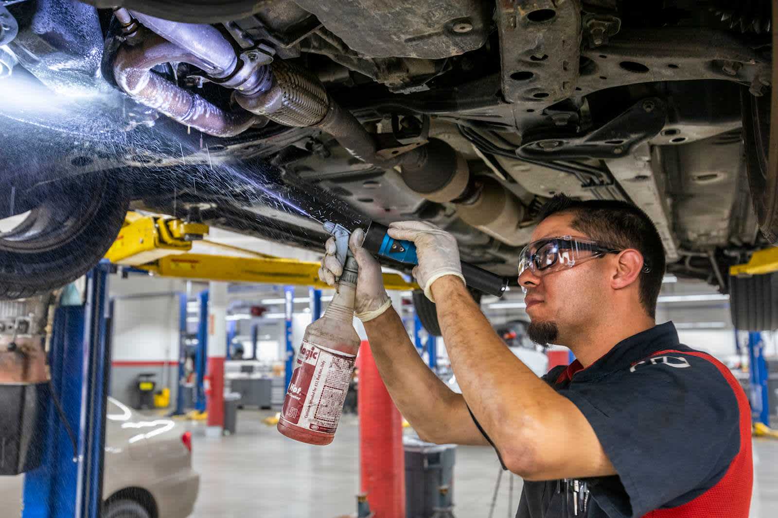 Thumbnail: 2017 Honda Pilot - 39