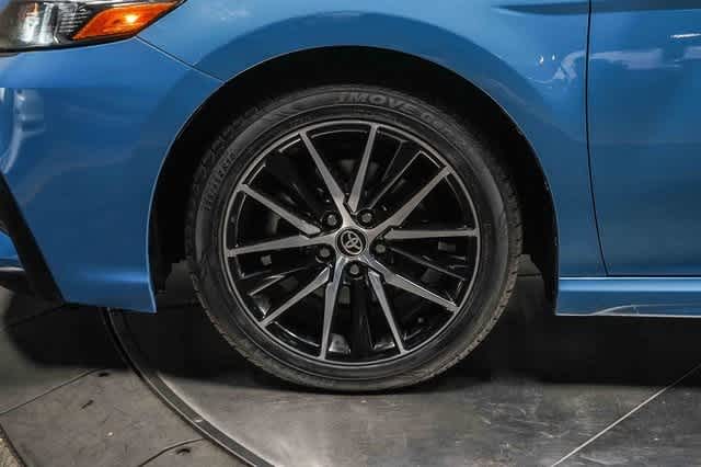 Thumbnail: 2023 Toyota Camry - 10