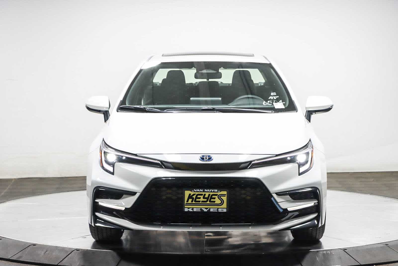 Thumbnail: 2025 Toyota Corolla - 6