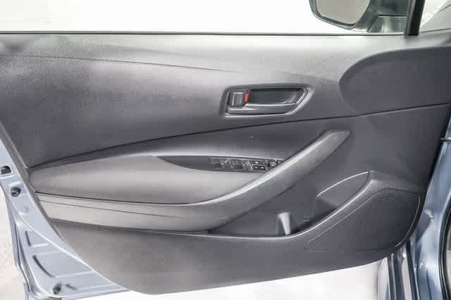 2022 Toyota Corolla LE 22