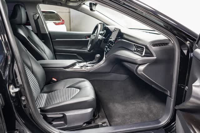 Thumbnail: 2023 Toyota Camry - 18