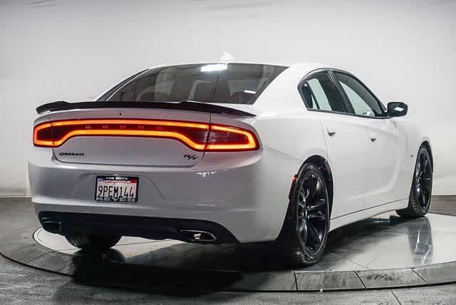 Thumbnail: 2017 Dodge Charger - 4