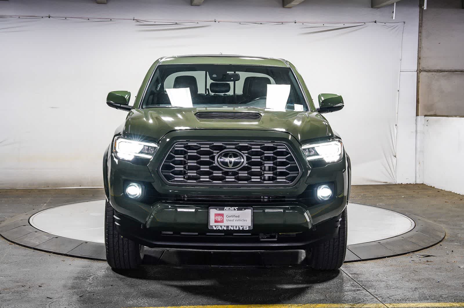 Thumbnail: 2021 Toyota Tacoma - 4
