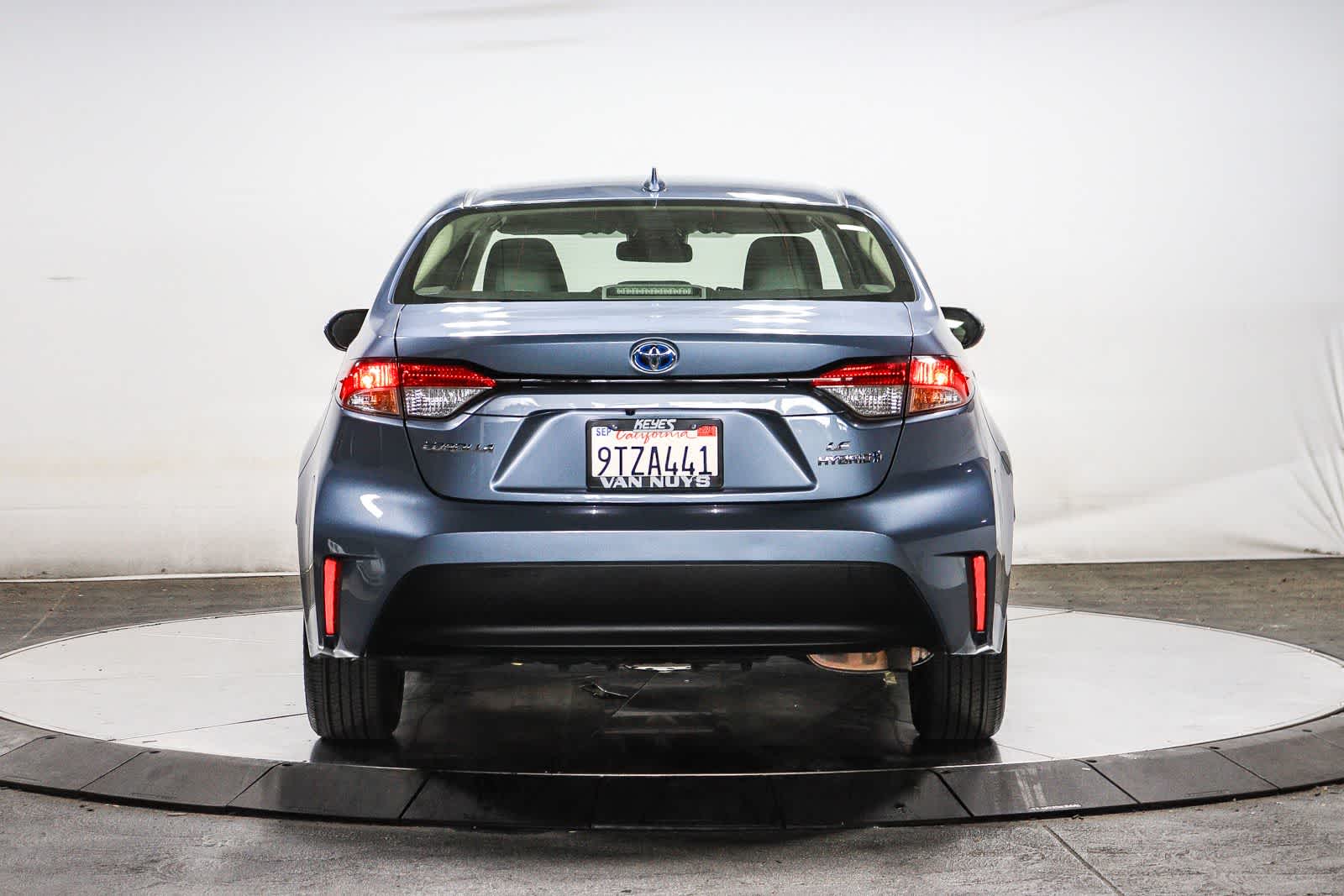 Thumbnail: 2023 Toyota Corolla - 3