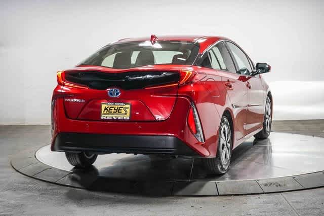 Thumbnail: 2017 Toyota Prius Prime - 5