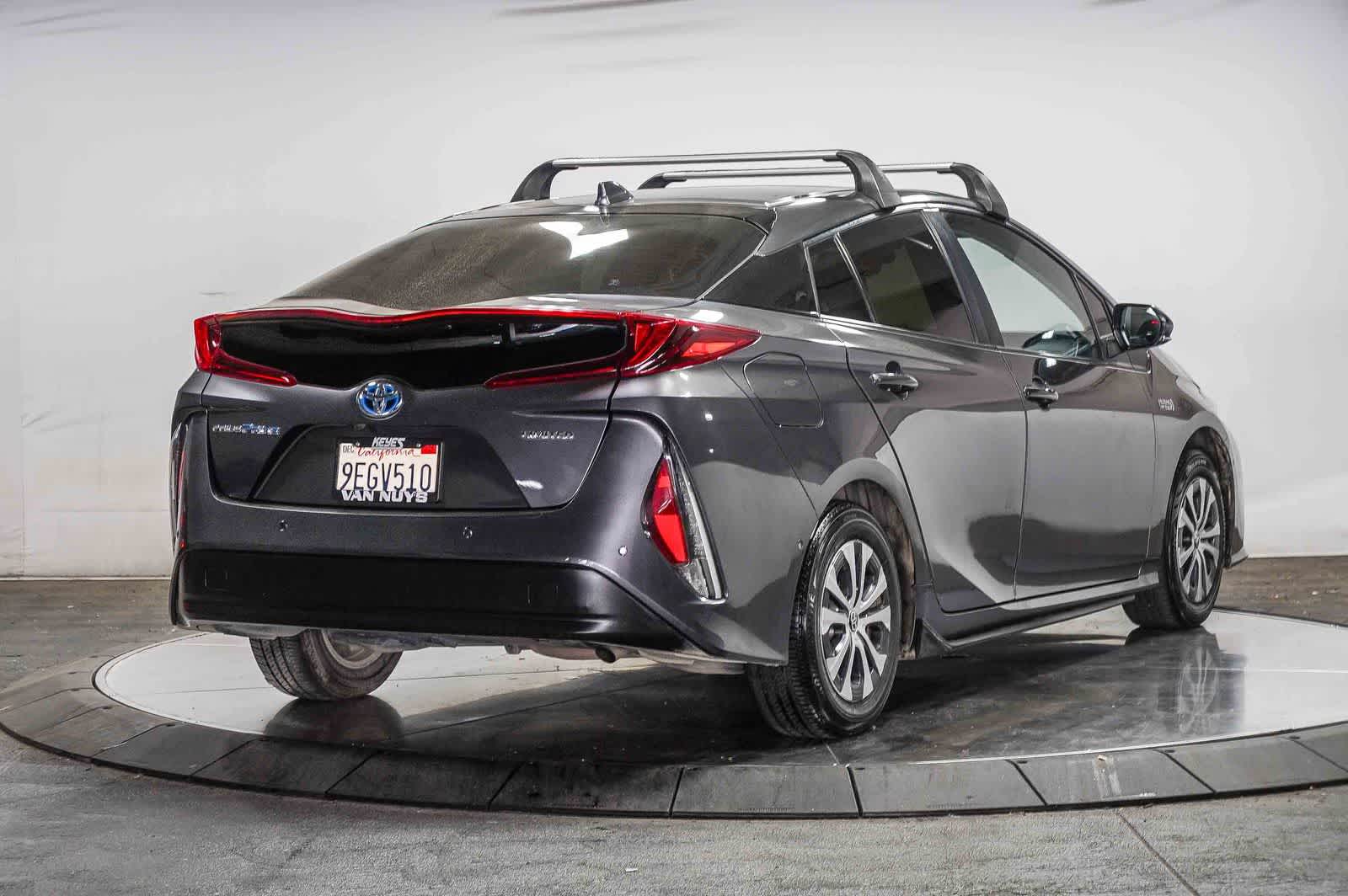 Thumbnail: 2022 Toyota Prius Prime - 4