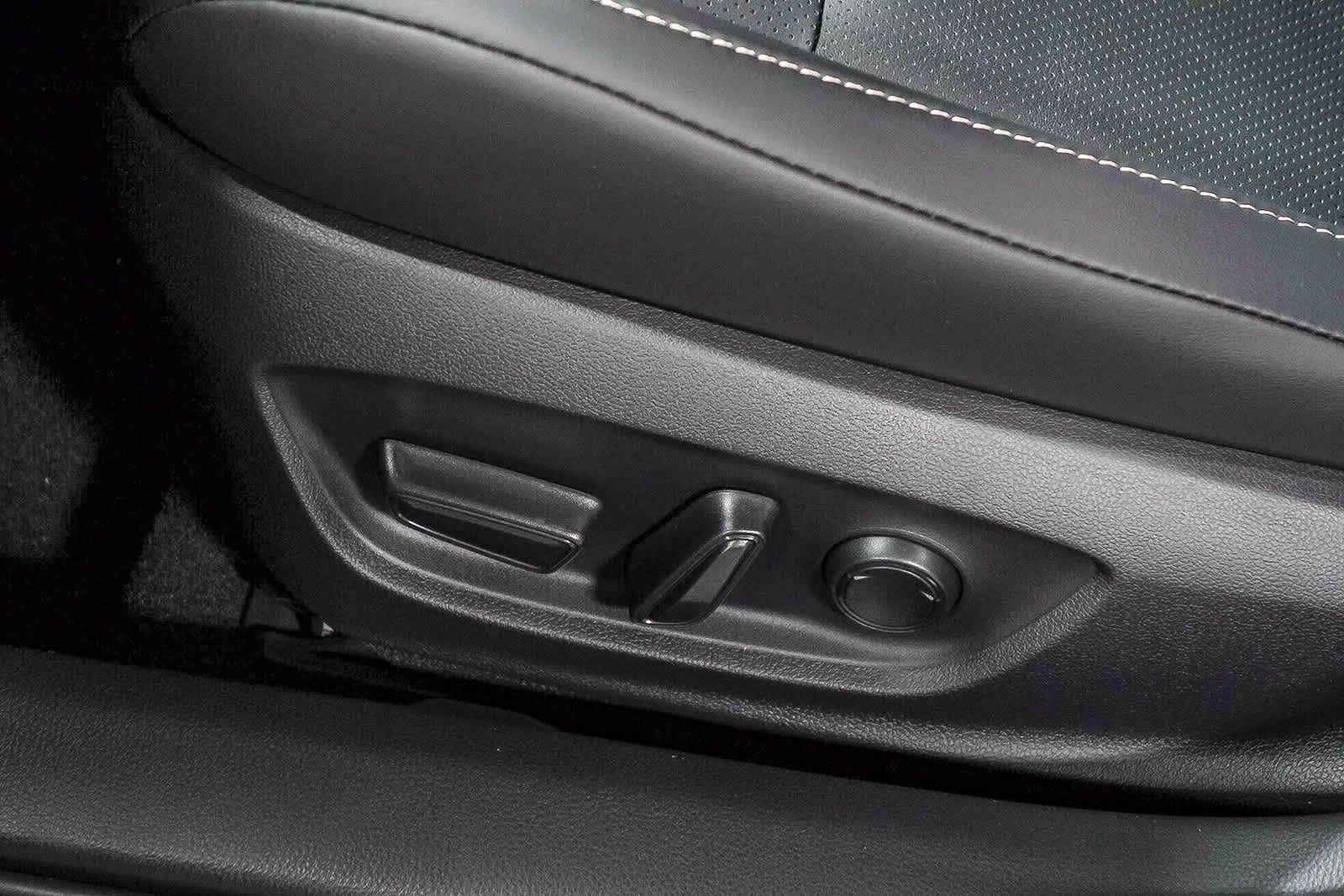 Thumbnail: 2026 Toyota Prius - 26