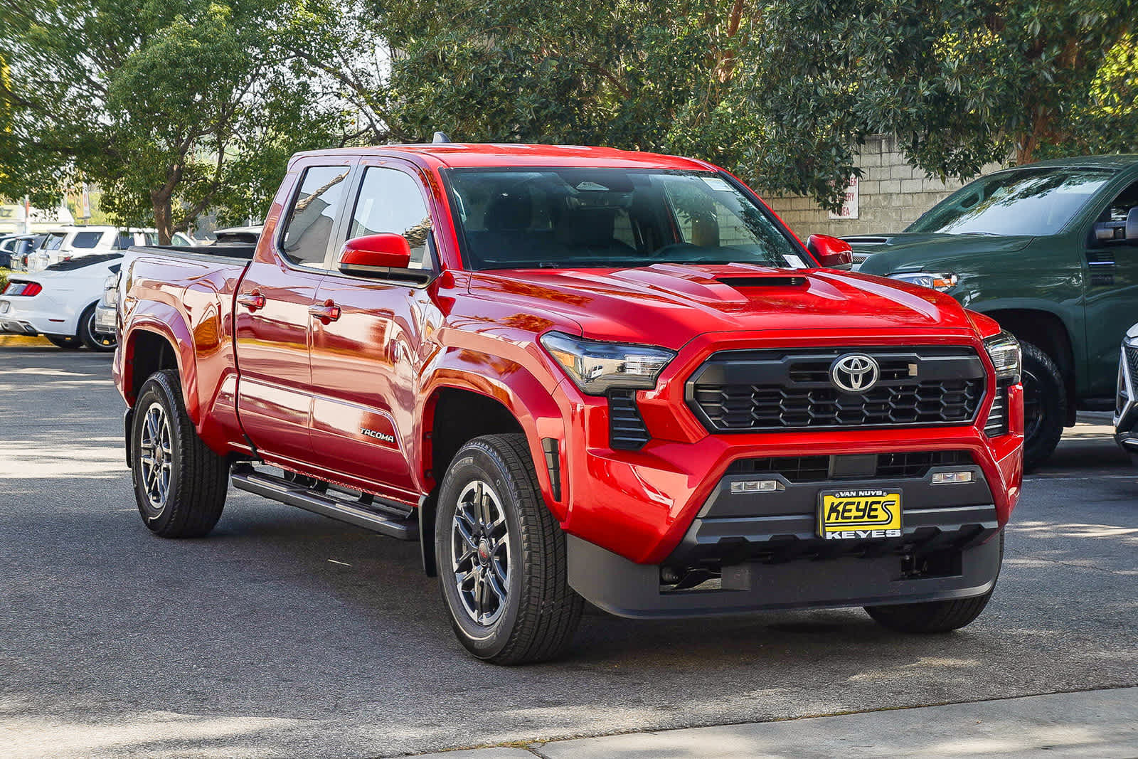 Thumbnail: 2025 Toyota Tacoma - 3