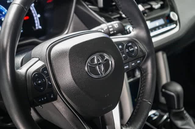 Thumbnail: 2023 Toyota Corolla Cross - 21