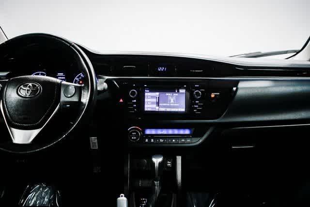 Thumbnail: 2016 Toyota Corolla - 12