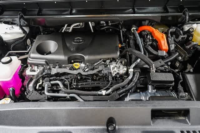 Thumbnail: 2022 Toyota Highlander - 29