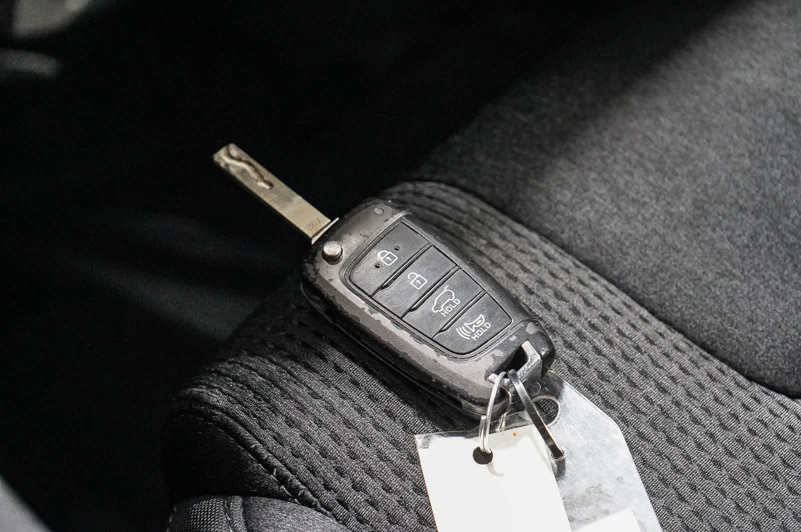 Thumbnail: 2019 Hyundai Santa Fe - 28