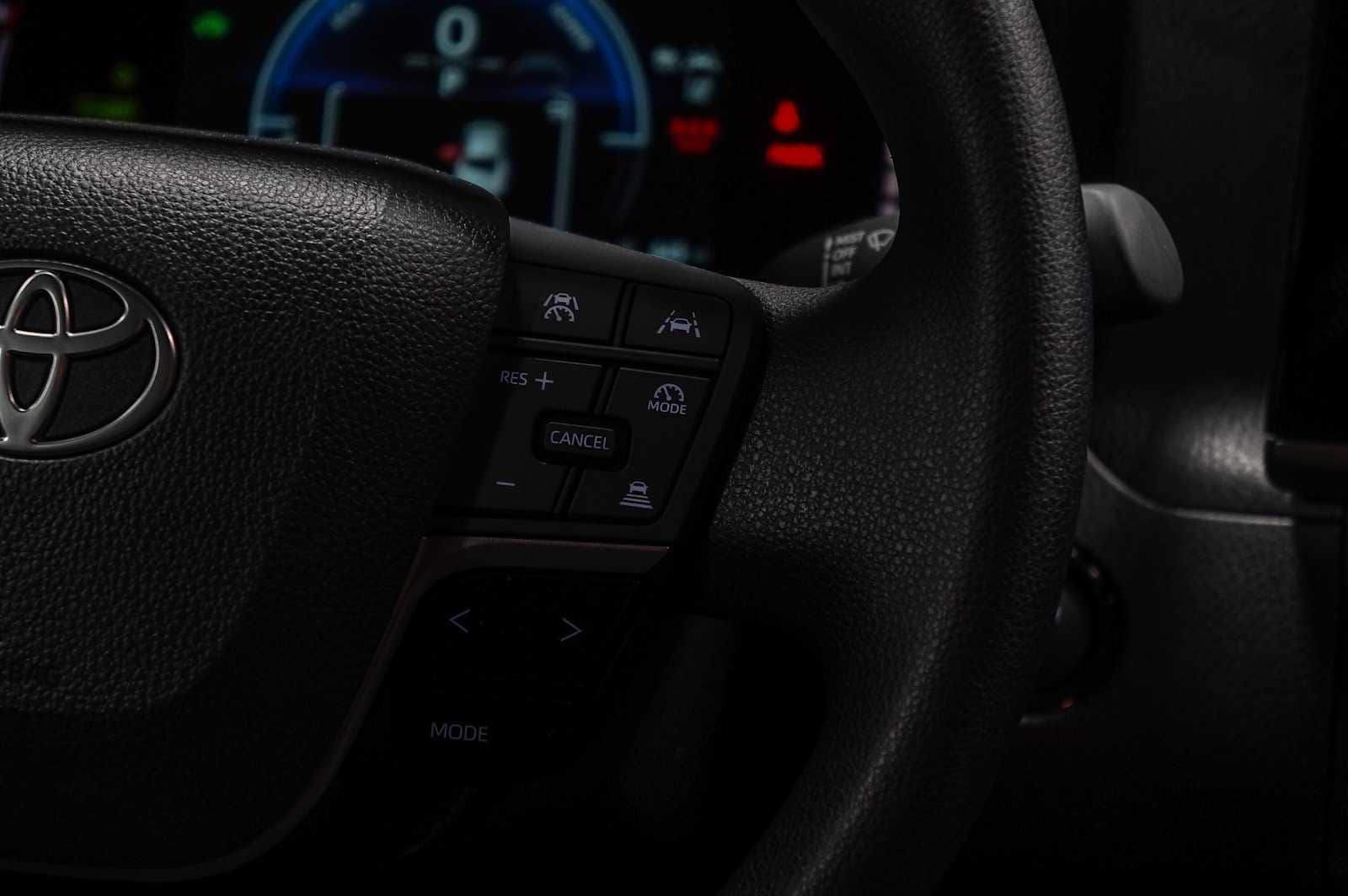 Thumbnail: 2025 Toyota Camry - 19