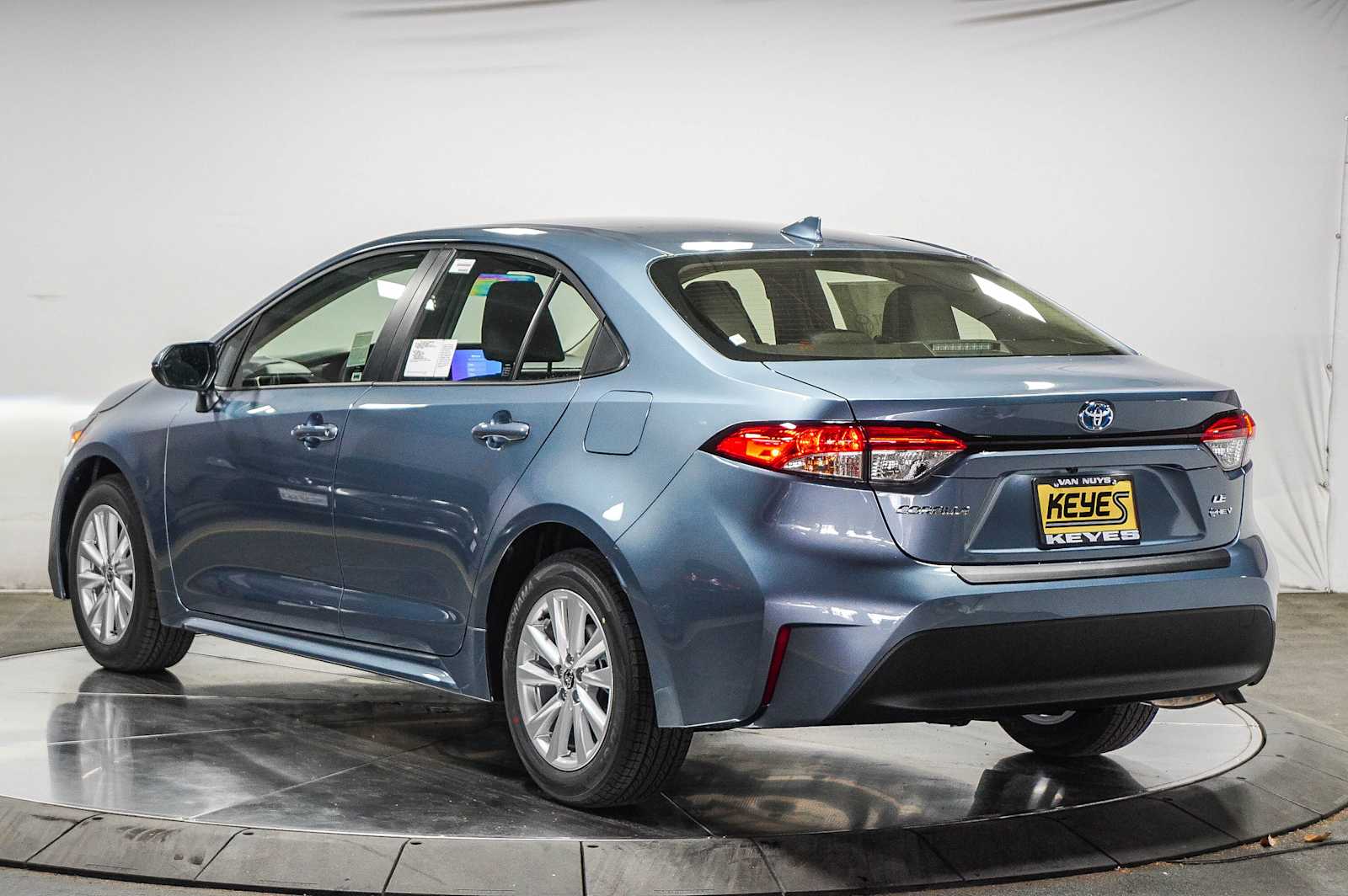Thumbnail: 2025 Toyota Corolla - 2
