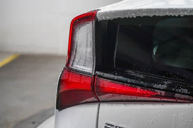 Thumbnail: 2021 Toyota Prius - 11