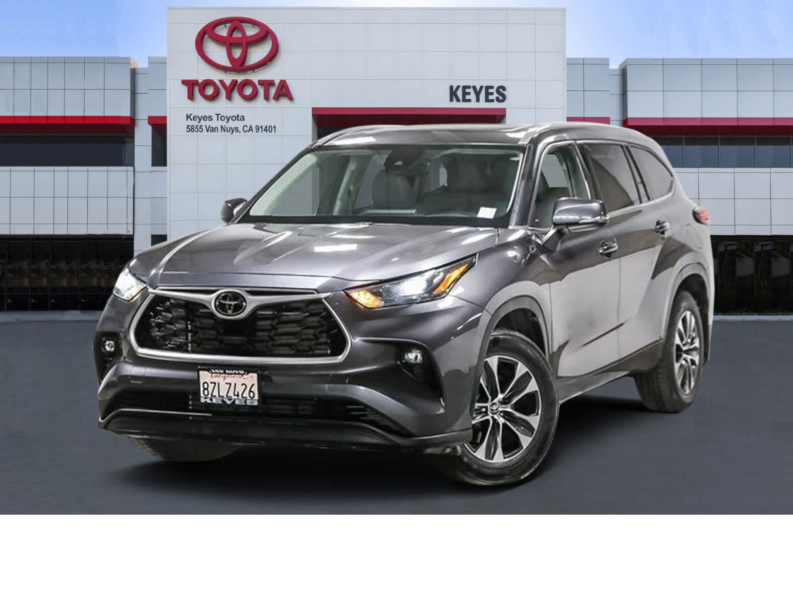 2022 Toyota Highlander XLE -
                Van Nuys, CA