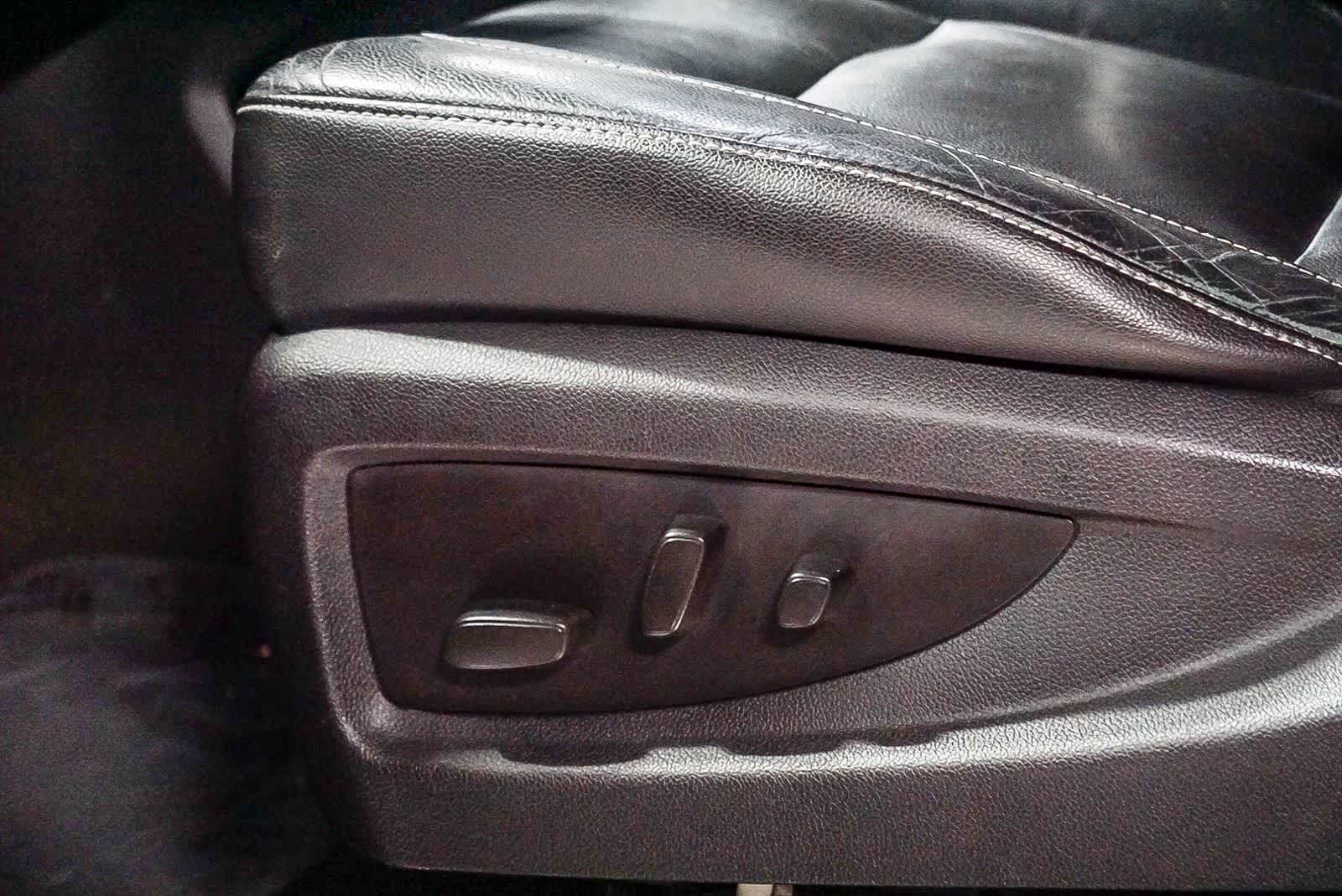 Thumbnail: 2016 Chevrolet Tahoe - 21