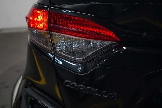 Thumbnail: 2021 Toyota Corolla - 11