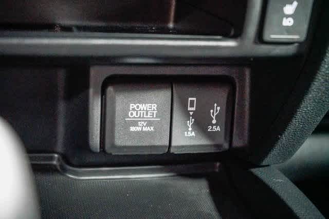 Thumbnail: 2017 Honda Pilot - 23